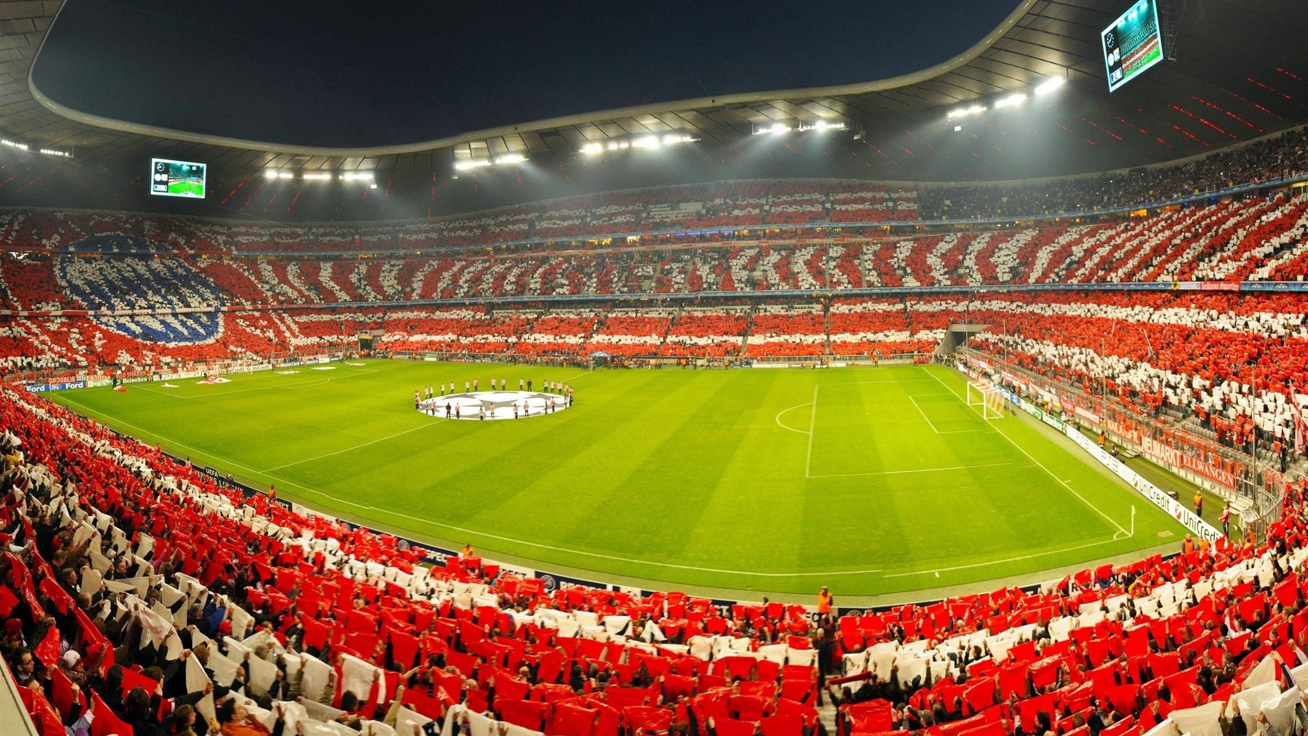 意外足球赛后球员起冲突，足球场上的意外事故