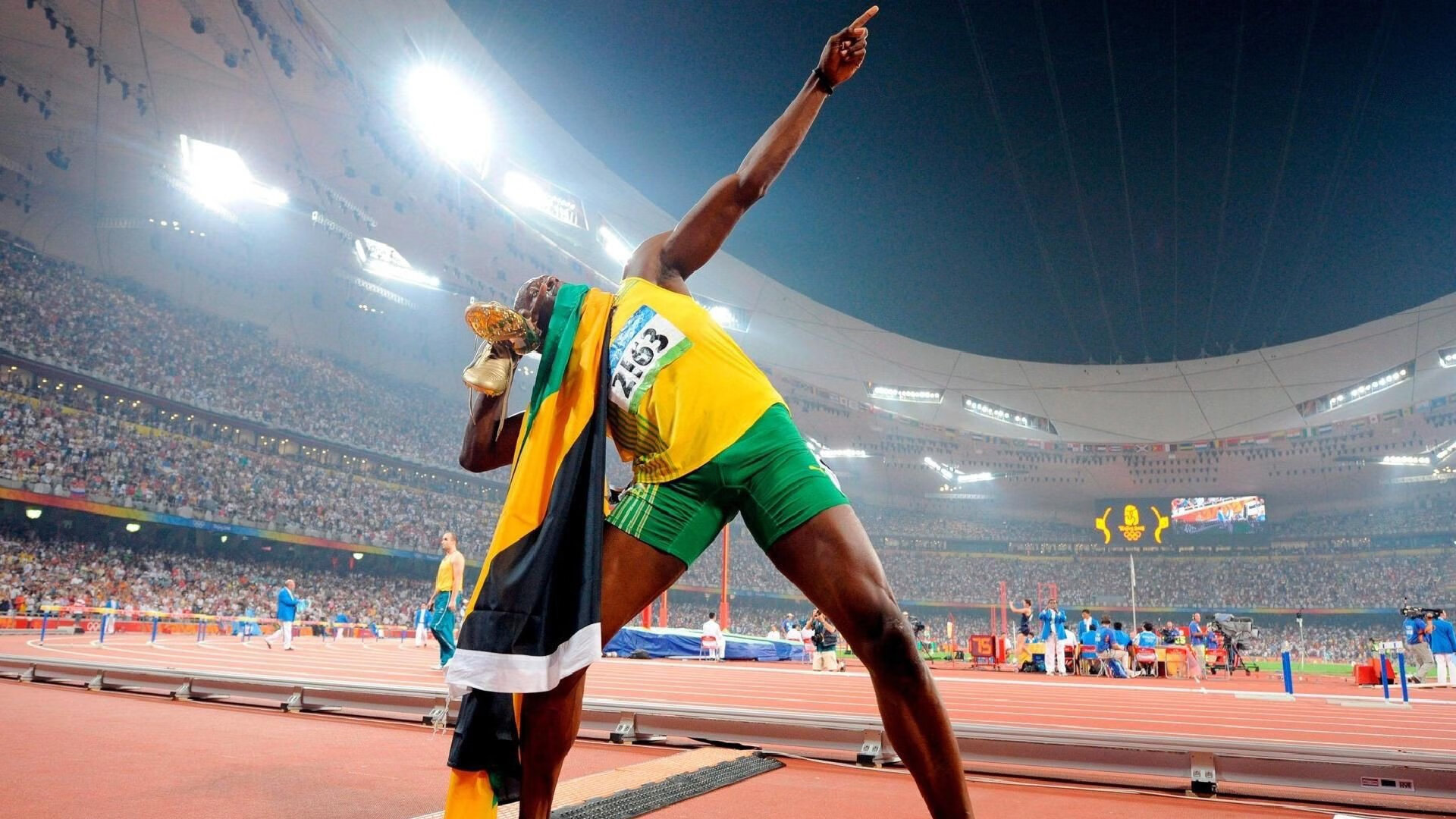 比利时举重选手在女子55公斤级比赛中获得第七名，比利时举重妹子